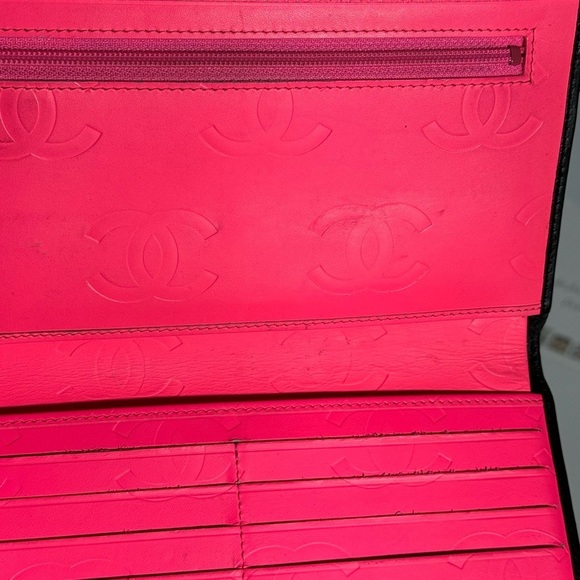 CHANEL CAMBONE BLACK QUILTED LAMBSKIN WALLET/CROSSBODY - Picture 11 of 15